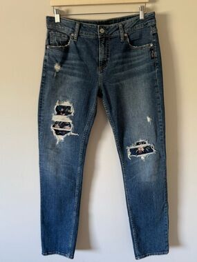 331. SILVER JEANS WITH PATCHES UNDER DESTRESSING